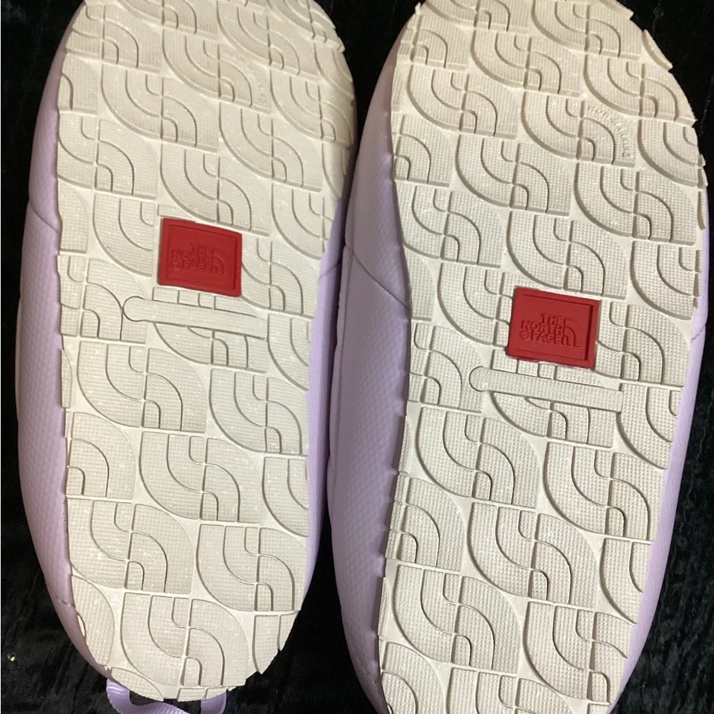 The North Face Winter Lavender Quilted Slip On Mules 10 - Picture 9 of 13